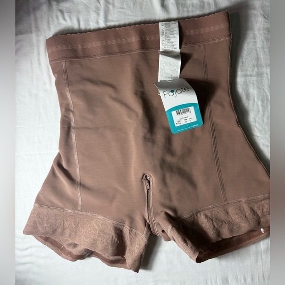 Shapewear brought directly from Colombia, small size, more or less XL. - Picture 3 of 8